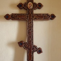 Крест резной сосна