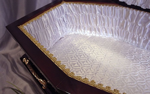 ГРОБ КОМБИ ЧЁРНЫЙ ШЕСТИГРАННИК